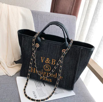 Canvas Tote Bag - Fashionable Shoulder Bag for Travel